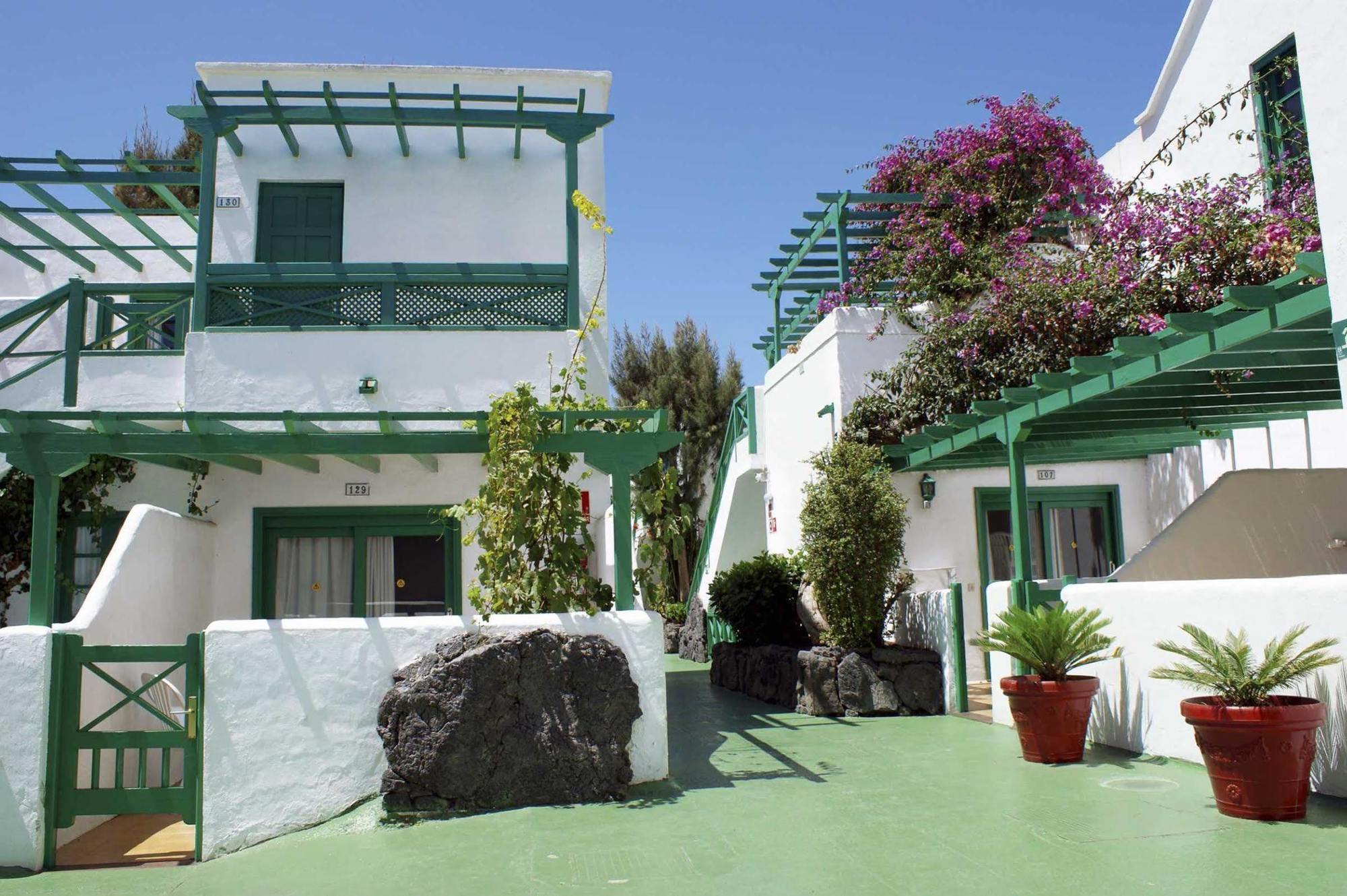 Apartamentos Celeste Costa Teguise Exterior foto